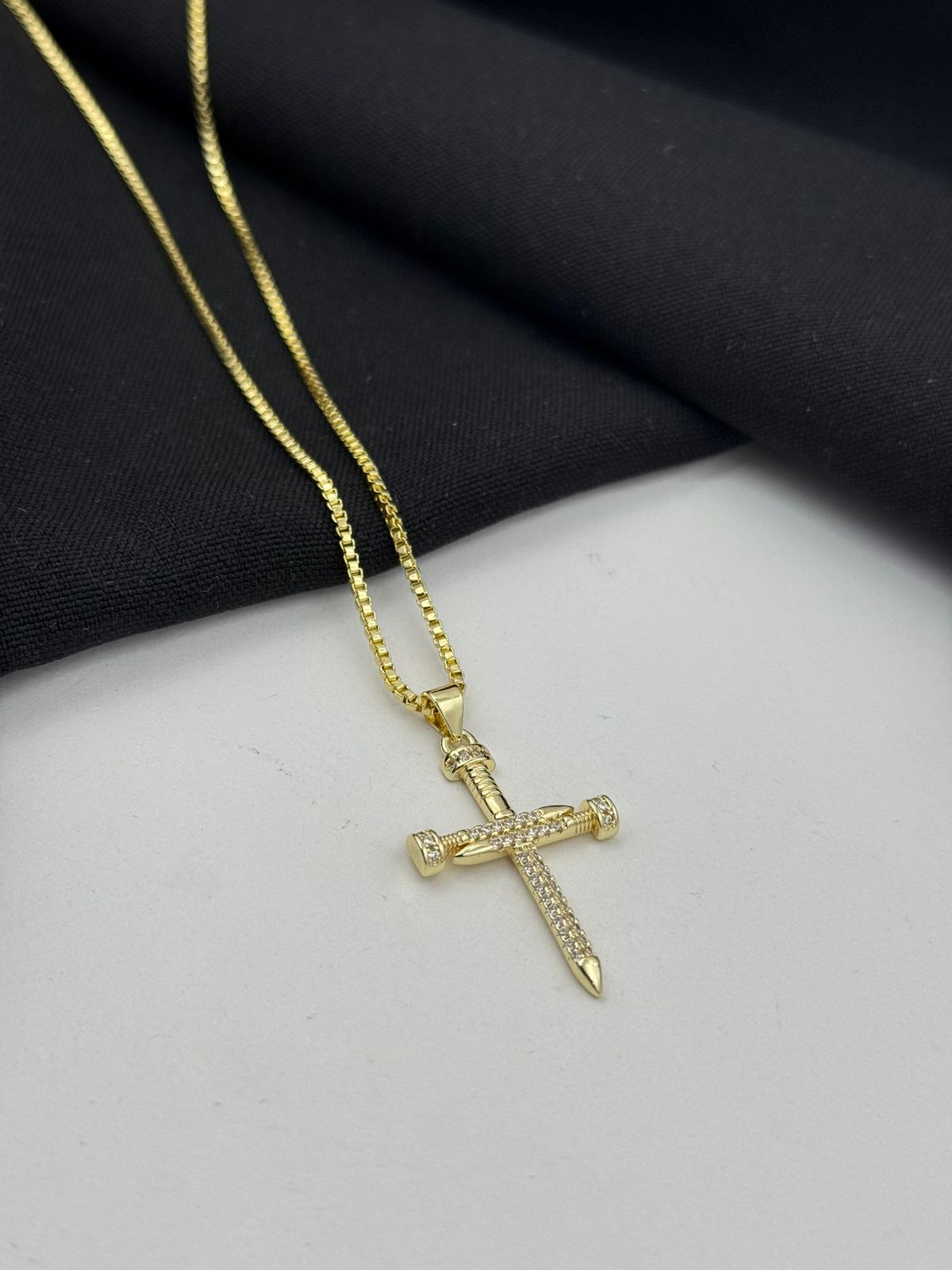 Cadena oro laminado